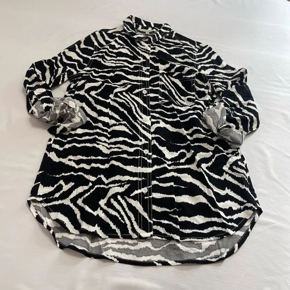 Casa Cabana Zebra Stripe Button Up Shirt Size XS New